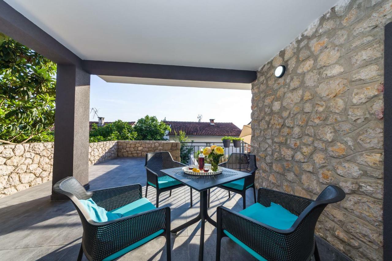 Sestrice Apartman Drage Kültér fotó