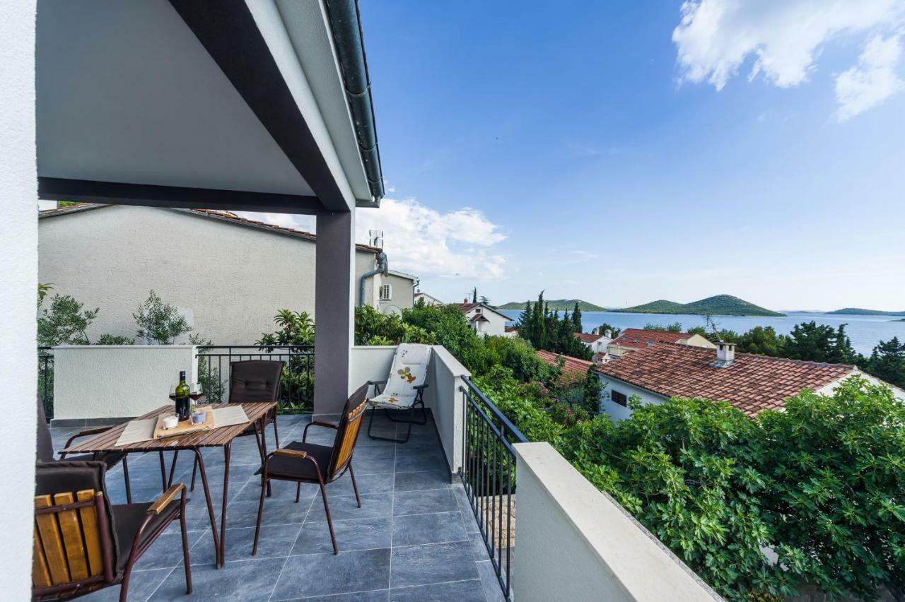 Sestrice Apartman Drage Kültér fotó