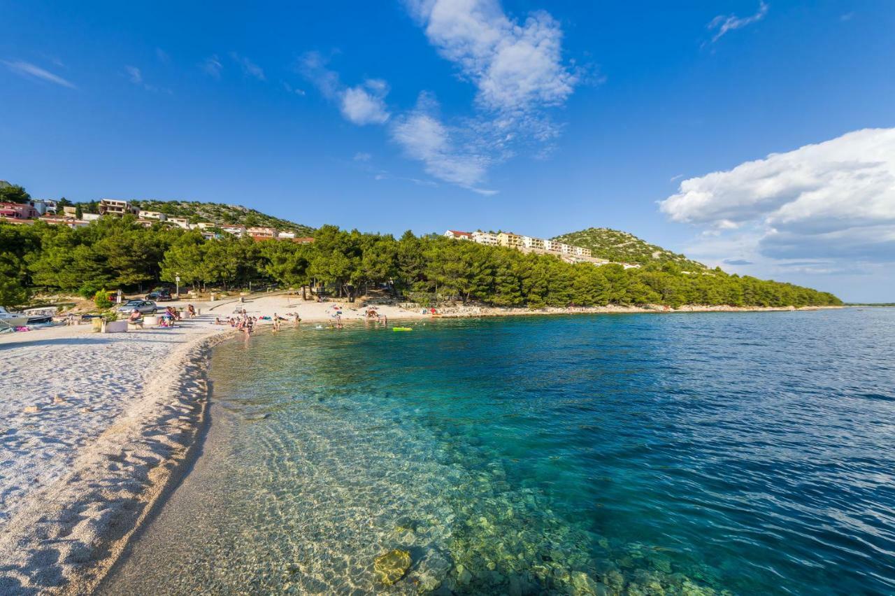 Sestrice Apartman Drage Kültér fotó