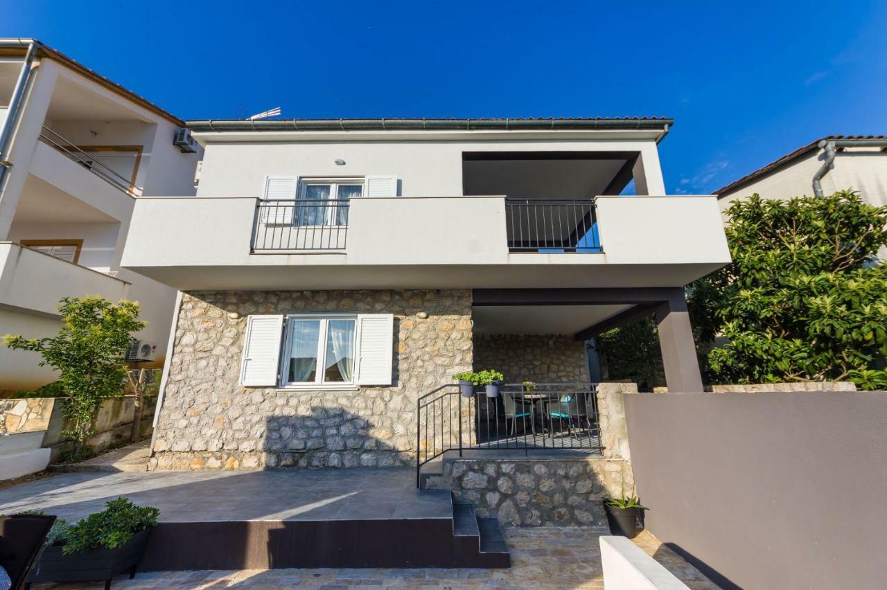 Sestrice Apartman Drage Kültér fotó