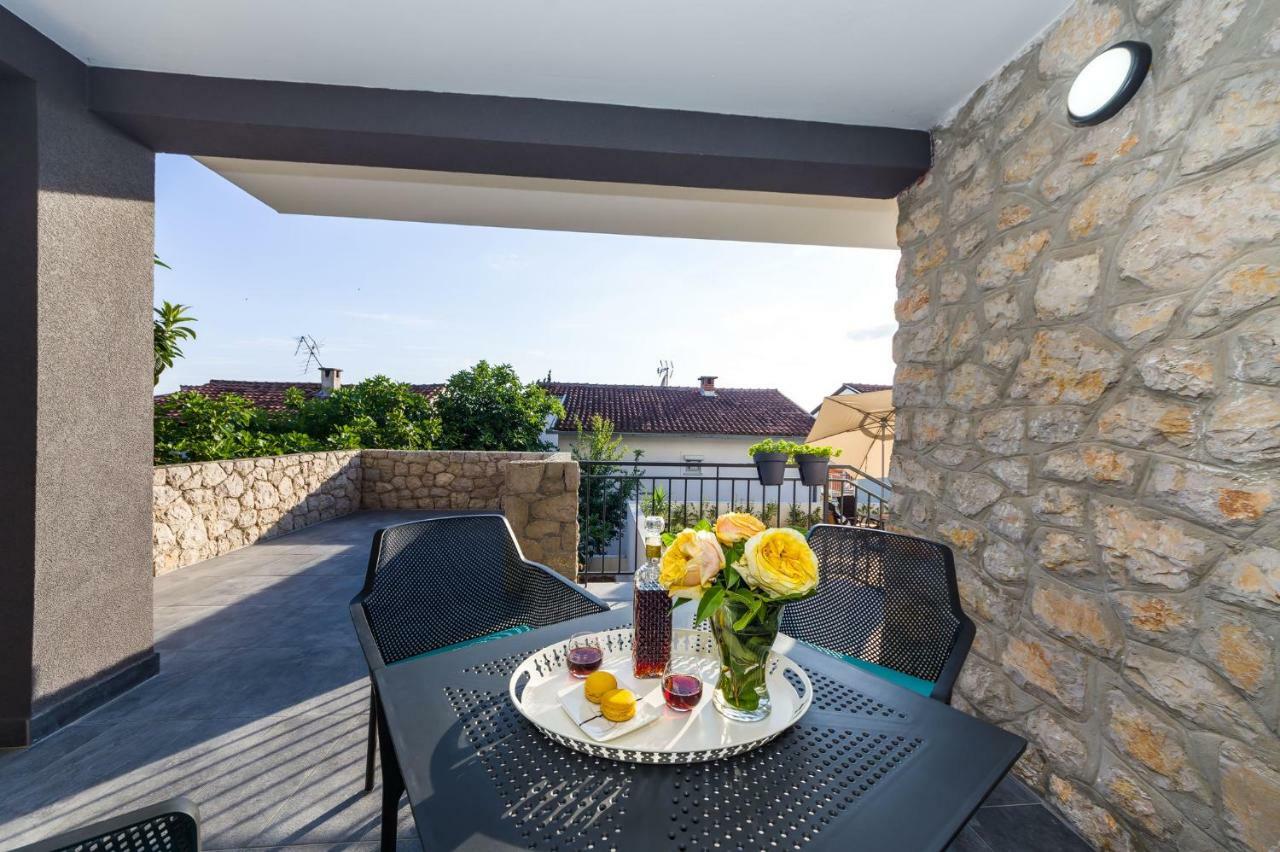 Sestrice Apartman Drage Kültér fotó